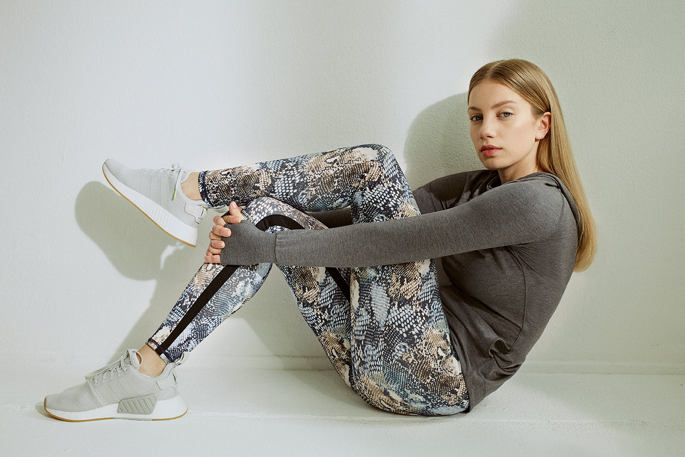Printed Tights (virtual snake)